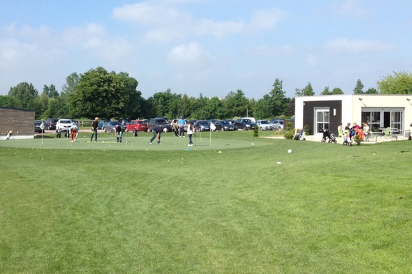 Golf Compact de Louvigny Putting, Caen, France 